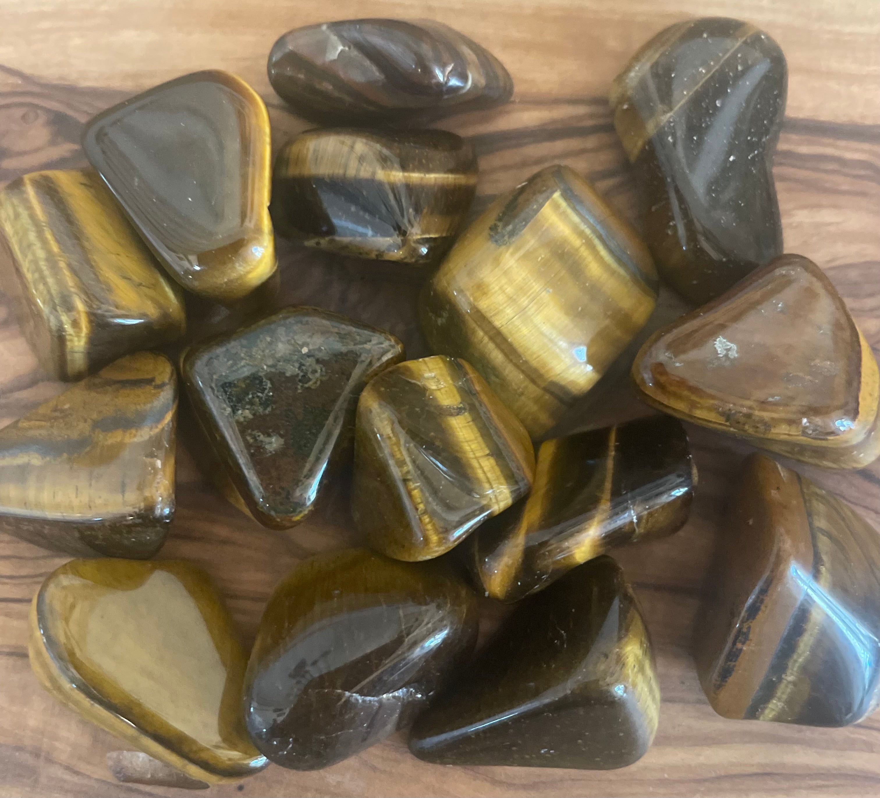 Tiger's Eye Tumble Stone