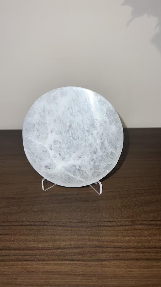 round like the moon